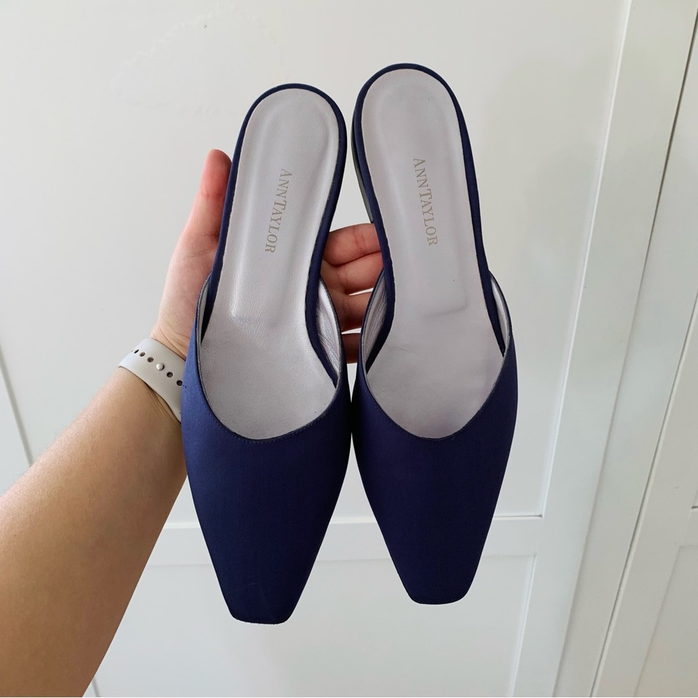 Ann Taylor Purple Almond Toe Vintage Mule 1” Heel Size 9M